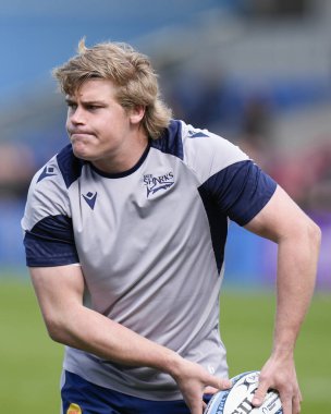 Satış Köpekbalıkları 'ndan Ernst Van Rhyn, 31 Mart 202' de Salford Halk Stadyumu 'nda Gallagher Premiership maçından önce ısınıyor.