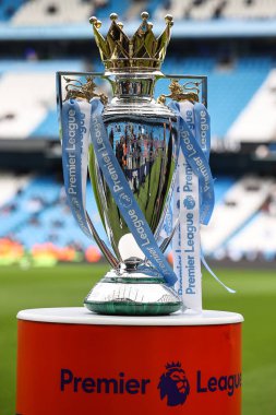 Premier League Kupası, Premier League maçı öncesinde Etihad Stadyumu 'nda Manchester City Arsenal' e karşı 31 Mart 202 'de oynanacak.