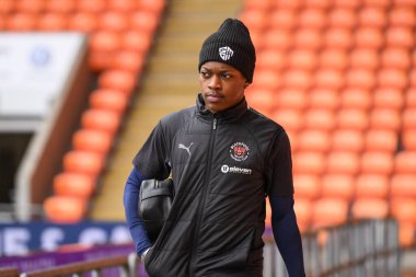 Blackpool takımından Karamoko Dembele, 1 Nisan 202 'de Bloomfield Road, Blackpool' da oynanan Blackpool-Wycombe Wanderers maçından önce geldi.