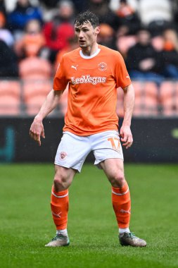 Blackpool takımından Matty Virtue, 1 Nisan 202 'de Bloomfield Road, Blackpool' da Blackpool-Wycombe Wanderers maçında
