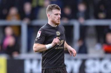 Barnsley takımından Nicky Cadden, 1 Nisan 202 tarihinde İngiltere 'de oynanan Pirelli Stadyumu' nda Burton Albion 'a karşı Barnsley maçında...