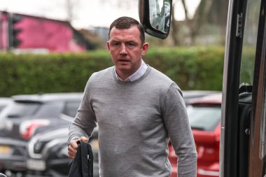 Neill Collins Barnsley 'in baş antrenörü, 1 Nisan 202 tarihinde İngiltere' nin Trent kentindeki Pirelli Stadyumu 'nda oynanan 1.