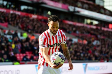 Stoke City 'den Lewis Baker Stoke City - Huddersfield Town maçı sırasında 1 Nisan 202' de Bet365 Stadyumu, Stoke-on-Trent 'de oynandı.