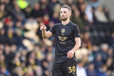 Barnsley 'den Adam Phillips takımına 1 Nisan 202' de İngiltere 'nin başkenti Trent' te oynanan Pirelli Stadyumu 'nda oynanan Burton Albion-Barnsley maçında talimat verdi.