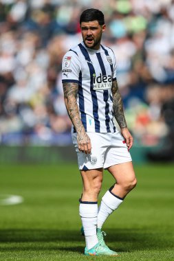 West Bromwich Albion 'dan Alex Mowatt Sky Bet Şampiyonası maçında West Bromwich Albion, Watford' a karşı The Hawthorns, West Bromwich, İngiltere, 1 Nisan 202