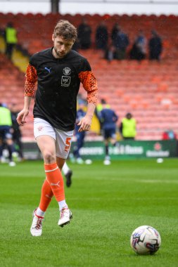 Blackpool 'dan Matthew Pennington, Sky Bet Ligi 1 maçı öncesinde Bloomfield Road, Blackpool, İngiltere' de oynanan Blackpool - 1 Nisan 202 karşılaşmasında