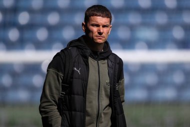 West Bromwich Albion 'dan Conor Townsend, West Bromwich Albion' a karşı 1 Nisan 202 'de oynanan The Hawthorns, West Bromwich, Birleşik Krallık Gökyüzü İddia Şampiyonası karşılaşmasından önce geldi.