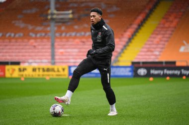 Blackpool 'dan Jordan Lawrence-Gabriel maç öncesi ısınma maçında Blackpool-Wycombe Wanderers' a karşı 1 Nisan 202 'de Bloomfield Road, Blackpool' da oynanacak.