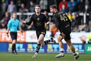 Barnsley 'li Luca Connell, 1 Nisan 202' de İngiltere 'nin Trent kentindeki Pirelli Stadyumu' nda oynanan 1.