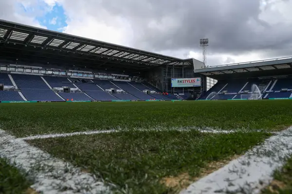 The Hawthorns, West Bromwich Albion 'un evi, West Bromwich Albion maçı öncesinde West Bromwich Albion, Watford' a karşı The Hawthorns, West Bromwich, Birleşik Krallık, 1 Nisan 202