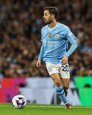 Manchester City 'den Bernardo Silva Premier Lig maçında Manchester City ile Aston Villa arasında 3 Nisan 202' de Etihad Stadyumu 'nda bir ara verdi.
