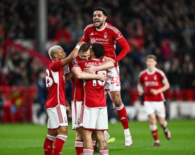 Nottingham Ormanı 'ndan Chris Wood, Premier League maçında Nottingham Forest Fulham' a karşı oynadığı City Ground, Nottingham, İngiltere 'de 2 Nisan 202' de 2-0 'lık galibiyet golünü kutluyor.