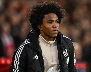 Fulham 'lı Willian Premier Lig maçı sırasında Nottingham Forest' a karşı Fulham City Ground, Nottingham, 2 Nisan 202 'de yedek kulübesine geçti.
