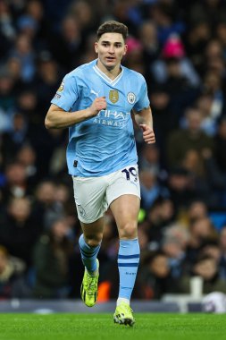 Manchester City 'den Julin Ivarez Premier League maçında Manchester City ile Aston Villa arasında Etihad Stadyumu, Manchester, İngiltere, 3 Nisan 2024