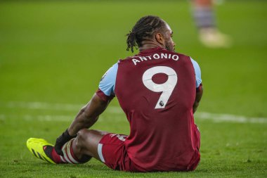 West Ham United takımından Michail Antonio, 2 Nisan 202 'de Londra' daki Tottenham Hotspur 'a karşı oynanan Premier League maçında tam zamanlı tepki gösterdi.
