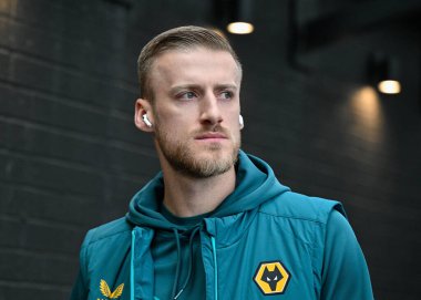 Wolverhampton Wanderers takımından Daniel Bentley, Premier League maçında Burnley 'e karşı Wolverhampton Wanderers' ın 2 Nisan 202 'de oynadığı Turf Moor, Burnley, İngiltere maçında maçtan önce geldi.