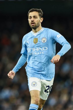 Manchester City ile Manchester City arasındaki Premier League maçında Bernardo Silva, Etihad Stadyumu 'nda Aston Villa' ya karşı, 3 Nisan 202