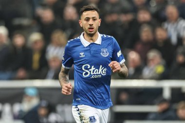 Everton 'dan Dwight McNeil Premier League maçı sırasında Newcastle United Everton' a karşı St. James 's Park, Newcastle, İngiltere, 2 Nisan 202