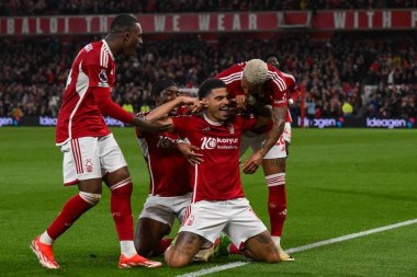 Nottingham Ormanı 'ndan Morgan Gibbs-White, Premier League maçında Nottingham Forest Fulham' a karşı oynadığı 2 Nisan 202 'de Nottingham, İngiltere' de 3-0 'lık galibiyet golünü kutluyor.