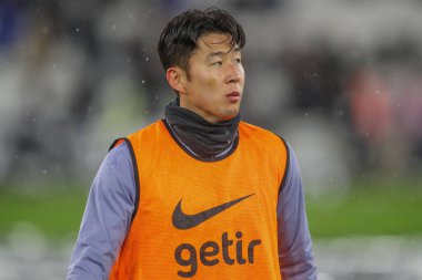 Tottenham Hotspur 'dan Son Heung-Min Premier Lig maçında maç öncesi ısınma oturumunda West Ham United Tottenham Hotspur' a karşı Londra Stadyumu, Londra, 2 Nisan 202