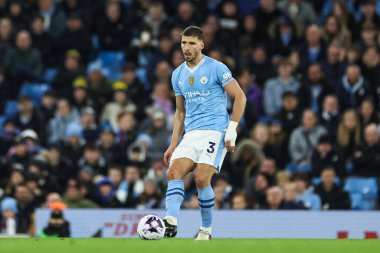Manchester City 'den Rben Dias Premier League maçı sırasında Etihad Stadyumu' nda Manchester City 'ye karşı Aston Villa maçında, 3 Nisan 2024