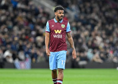 Burnley 'den Lyle Foster, Premier Lig maçı sırasında Burnley, Wolverhampton Wanderers' a karşı Turf Moor, Burnley, Birleşik Krallık, 2 Nisan 202