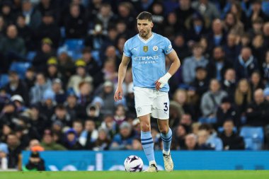 Manchester City 'den Rben Dias Premier League maçı sırasında Etihad Stadyumu' nda Manchester City 'ye karşı Aston Villa maçında, 3 Nisan 2024