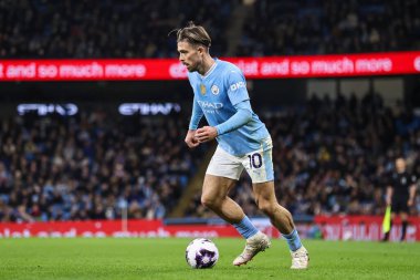 Manchester City 'den Jack Grealish, Premier Lig maçında Manchester City ile Aston Villa arasında 3 Nisan 202' de Etihad Stadyumu 'nda bir ara verdi.
