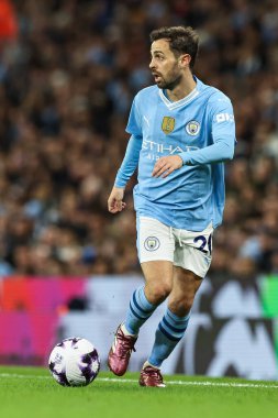 Manchester City 'den Bernardo Silva Premier Lig maçında Manchester City ile Aston Villa arasında 3 Nisan 202' de Etihad Stadyumu 'nda bir ara verdi.