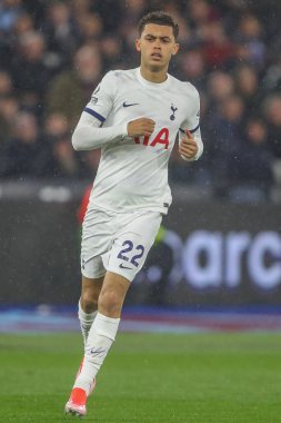 Tottenham Hotspur takımından Brennan Johnson Premier League maçında West Ham United Tottenham Hotspur 'a karşı Londra Stadyumu, İngiltere, 2 Nisan 202