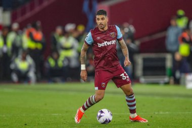 Premier Lig maçında West Ham United, Tottenham Hotspur 'a karşı Londra Stadyumu' nda oynanan karşılaşmada West Ham United 'dan Emerson Palmieri, 2 Nisan 202