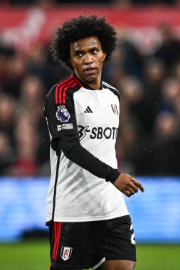 Fulham 'lı Willian Premier League maçı sırasında Nottingham Forest, Fulham' a karşı City Ground, Nottingham, İngiltere, 2 Nisan 202