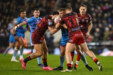 Leopar Leoparları 'ndan Owen Trout ve Leigh Leopards' dan Jack Hughes, Leigh Leopards 'a karşı Leigh Leopards - Wigan Warriors maçında Leigh Spor Köyü, Leigh, İngiltere, 4 Nisan 202