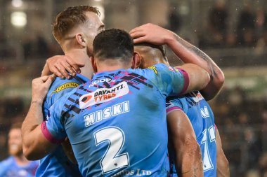 Wigan Warriors 'dan Willie Isa, 4 Nisan 202' de Leigh Spor Köyü 'nde oynanan 7. Betfred Süper Lig karşılaşmasında denemesini kutluyor.