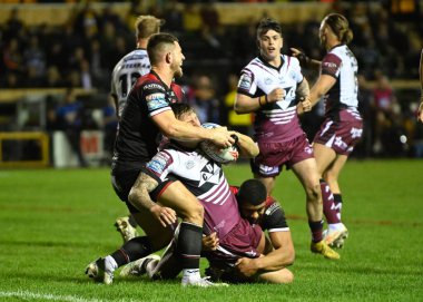 Castleford Kaplanları Salford Kırmızı Şeytanlarına Karşı