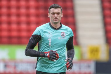 Maç öncesi ısınma oturumunda Barnsley 'den Liam Roberts Sky Bet 1 karşılaşmasında Charlton Athletic Barnsley' e karşı The Valley, Londra, 6 Nisan 202