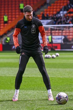 Blackpool 'dan James Husband 6 Nisan 202' de Bloomfield Road, Blackpool 'da oynanan Blackpool-Cambridge United maçı öncesinde oynanan maç öncesi ısınma maçında