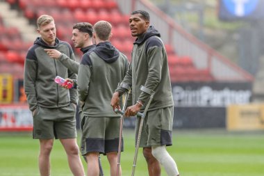 Barnsley takımından Donovan Pines 6 Nisan 202 'de The Valley, Londra, İngiltere' de Charlton Athletic ile Barnsley maçında