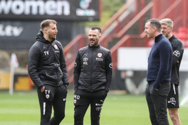 Martin Devaney, 6 Nisan 202 'de The Valley, Londra' da oynanan Sky Bet 1 karşılaşmasında Barnsley 'nin ilk takım koçu Charlton Athletic' e karşı Barnsley.