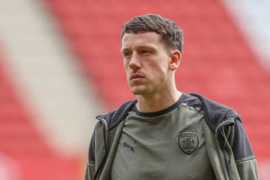 Barnsley takımından Mal de Gevigney, 6 Nisan 2024 'te The Valley, Londra, İngiltere' de Charlton Athletic ile Barnsley maçında