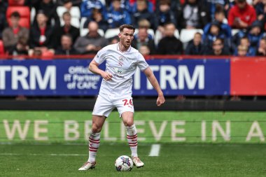 Barnsley 'den Jamie McCart 6 Nisan 202' de The Valley, Londra 'da Charlton Athletic Barnsley' e karşı oynadığı 1.