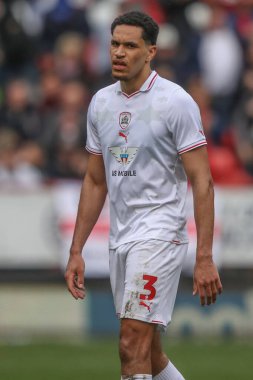 Barnsley 'den Jon Russell Sky Bet Ligi 1 karşılaşmasında Charlton Athletic, Barnsley' e karşı 6 Nisan 202 'de The Valley, Londra' da.