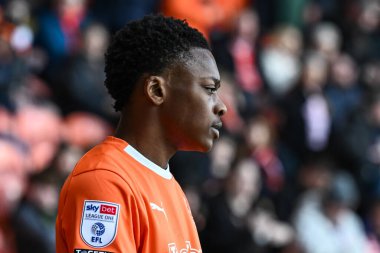 Blackpool takımından Karamoko Dembele 6 Nisan 202 'de Bloomfield Road, Blackpool' da oynanan Blackpool-Cambridge maçında