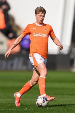 Blackpool takımından George Byers, 6 Nisan 202 'de Bloomfield Road, Blackpool' da oynanan Blackpool-Cambridge maçında