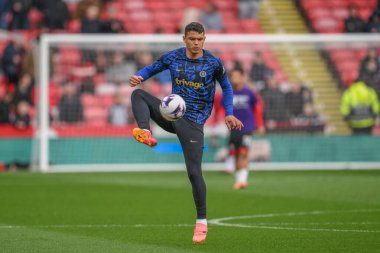 Chelsea 'den Thiago Silva Premier Lig maçında Sheffield United Chelsea' ye karşı 7 Nisan 202 'de Bramall Lane, Sheffield, İngiltere' de oynanan maçta ısınma turunda