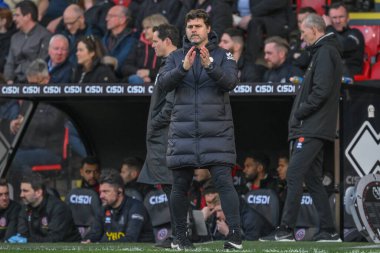 Mauricio Pochettino 'nun Chelsea teknik direktörü Premier Lig maçında Sheffield United ile Chelsea maçında Sheffield Lane, Sheffield, İngiltere' de 7 Nisan 202 'de kendi tarafını alkışladı.