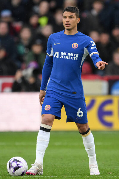 Thiago Silva of Chelsea gives his team instructions during the Premier League match Sheffield United vs Chelsea at Bramall Lane, Sheffield, United Kingdom, 7th April 202