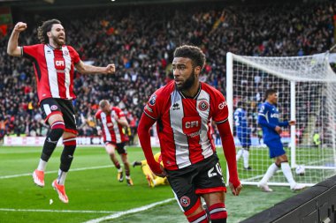 Sheffield United takımından Jayden Bogle Premier League maçında 1-1 berabere kaldı. Sheffield United Chelsea 'ye karşı Bramall Lane, Sheffield, İngiltere, 7 Nisan 202