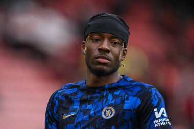Chelsea 'den Noni Madueke Premier Lig karşılaşması öncesinde Sheffield United Chelsea' ye karşı Bramall Lane, Sheffield, İngiltere 'de 7 Nisan 202' de oynanan maç öncesi ısınma maçında