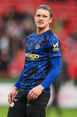Chelsea 'den Conor Gallagher Premier Lig maçı öncesinde Sheffield United Chelsea' ye karşı 7 Nisan 2024 'te Bramall Lane, Sheffield, İngiltere' de oynanan maç öncesi ısınma maçında